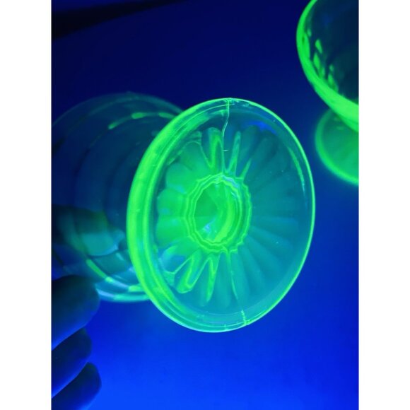 Anchor Hocking Block Optic Sherbet Dish x 2 Uranium Glass Vaseline Dish - Picture 4 of 10